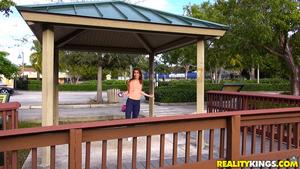 Original 1920 px/ 1080 px