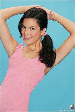 Original 1067 px/ 1600 px