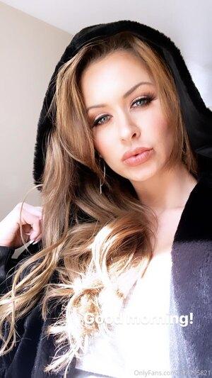 Original 900 px/ 1600 px