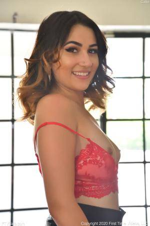 Original 1064 px/ 1600 px