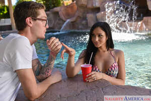 Original 2500 px/ 1668 px