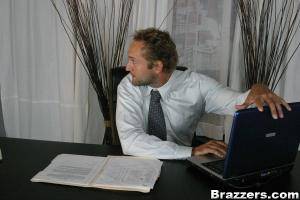 Original 900 px/ 600 px