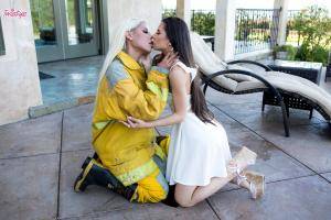 Original 3000 px/ 2000 px