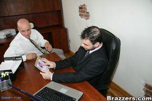 Original 900 px/ 600 px