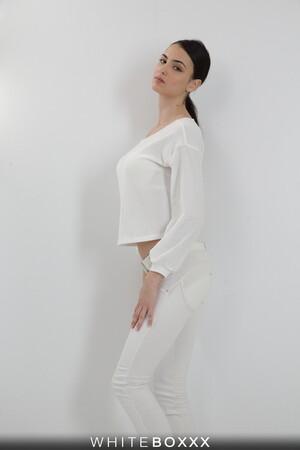 Original 2560 px/ 3840 px