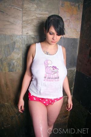 Original 1067 px/ 1600 px