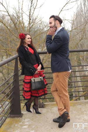 Original 2667 px/ 4000 px