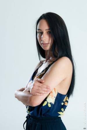 Original 854 px/ 1280 px