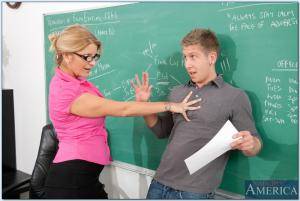 Original 850 px/ 571 px