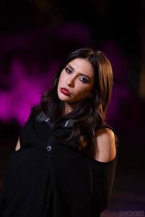 #WickedPictures Jane Wilde, Lily Larimar - Deranged - Scene 4 - 130x - January 28, 2022