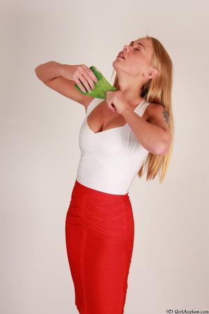 Original 853 px/ 1280 px