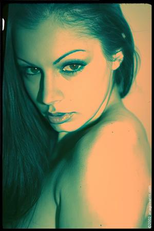 Original 1066 px/ 1600 px