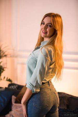 Original 2560 px/ 3840 px