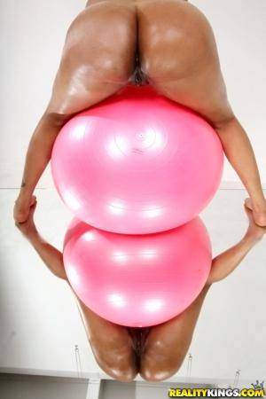 Original 2560 px/ 3840 px