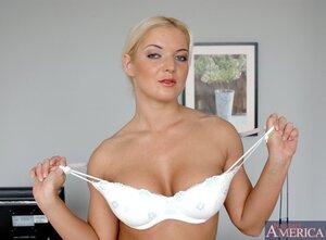 Original 800 px/ 590 px