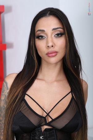 Original 1728 px/ 2592 px