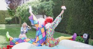 Original 4096 px/ 2160 px