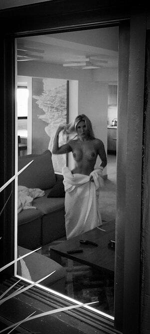 Original 684 px/ 1518 px