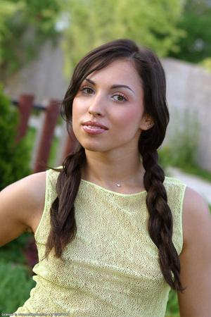 Original 682 px/ 1024 px