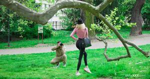 Original 5000 px/ 2637 px