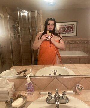 Original 563 px/ 680 px