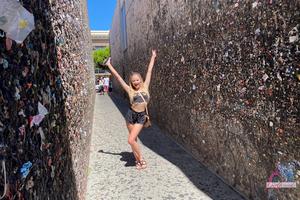 Original 3000 px/ 2000 px