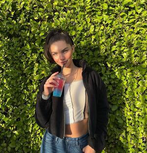 Original 982 px/ 1024 px