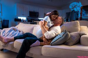 Original 8192 px/ 5464 px