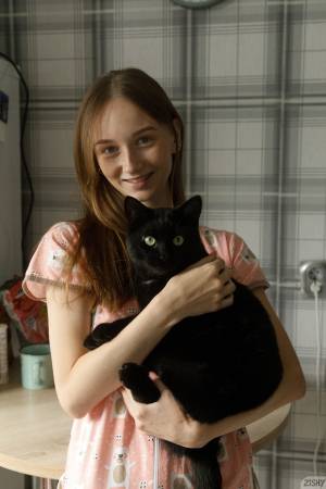 Original 1280 px/ 1920 px