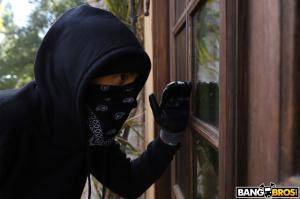 Original 2000 px/ 1333 px