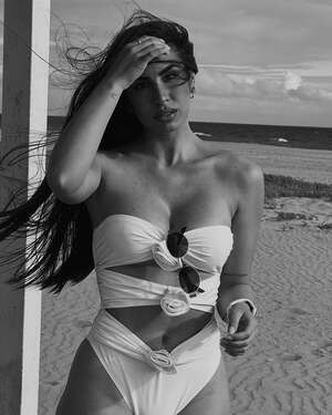 Original 1080 px/ 1350 px