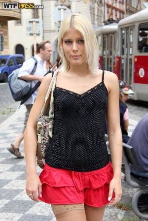 Original 854 px/ 1280 px