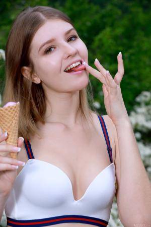 Original 4480 px/ 6720 px