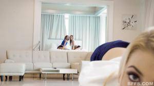 Original 900 px/ 506 px