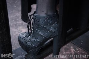 Original 1200 px/ 795 px