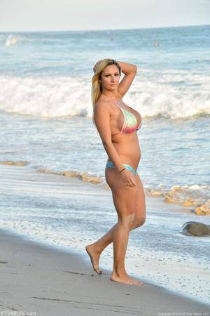 Original 852 px/ 1280 px