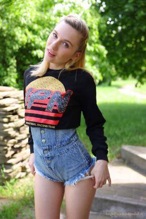 Original 2400 px/ 3600 px