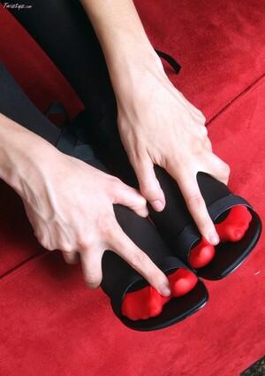 Original 903 px/ 1280 px