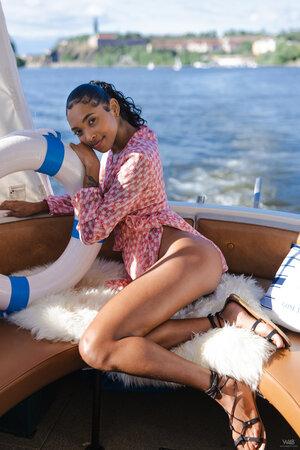 Original 5464 px/ 8192 px