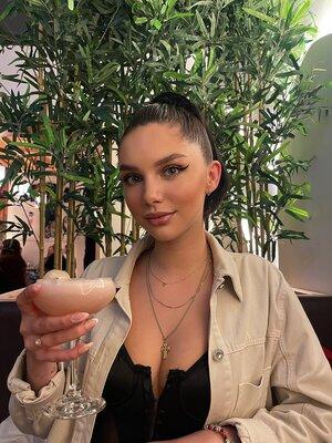 Original 1536 px/ 2048 px