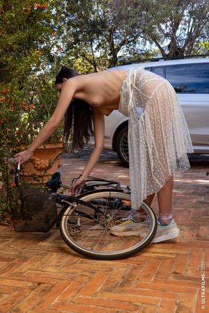 Original 5464 px/ 8192 px