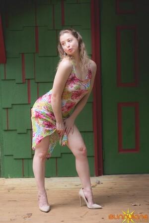 Original 653 px/ 980 px