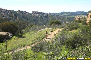 Original 2700 px/ 1800 px