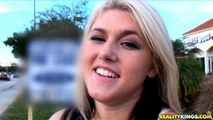 Original 3840 px/ 2160 px