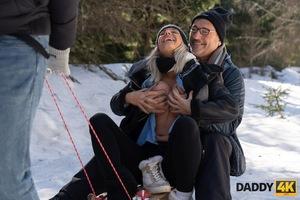 Original 3000 px/ 2001 px