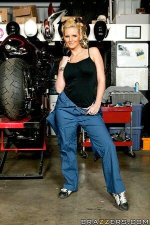 Original 600 px/ 902 px