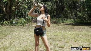 Original 1280 px/ 722 px