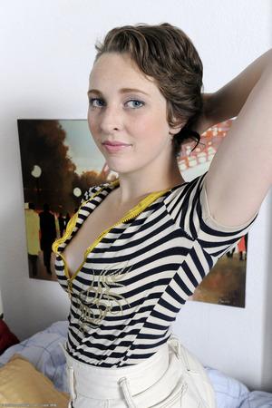 Original 1066 px/ 1600 px