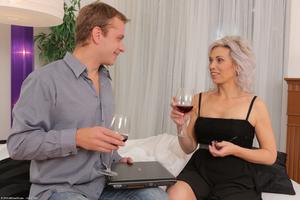 Original 2400 px/ 1600 px