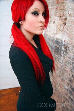 Original 1067 px/ 1600 px